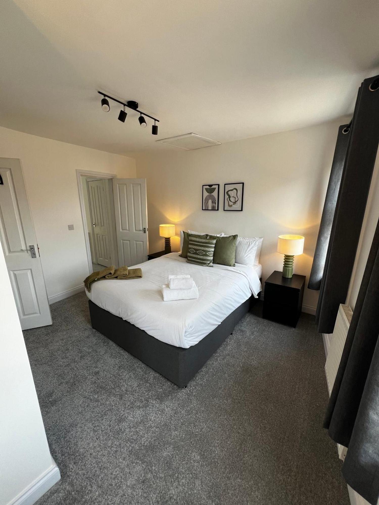 Central Chic 3 Bed, Great Location Winchester Dış mekan fotoğraf
